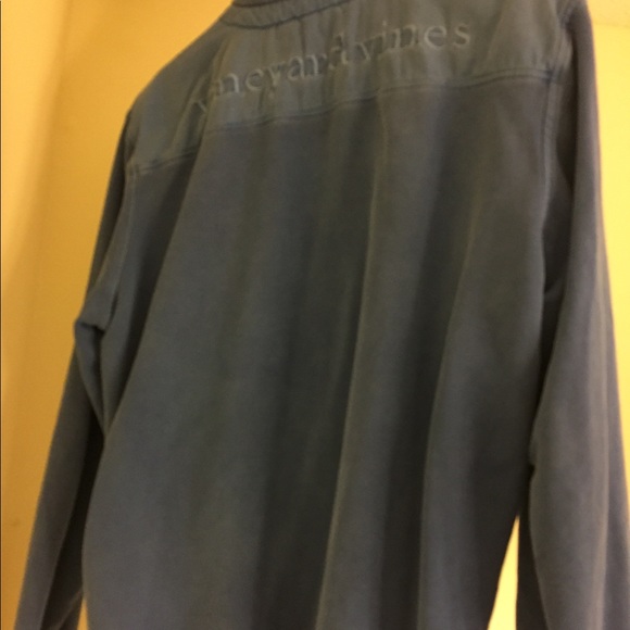 Vineyard Vines Quarter Zip - Picture 4 of 5